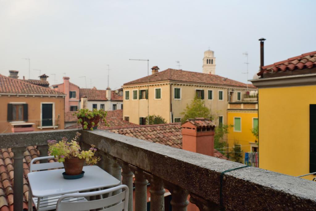 Biennale 252 Apartman Velence Szoba fotó