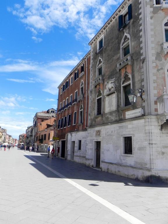 Biennale 252 Apartman Velence Szoba fotó